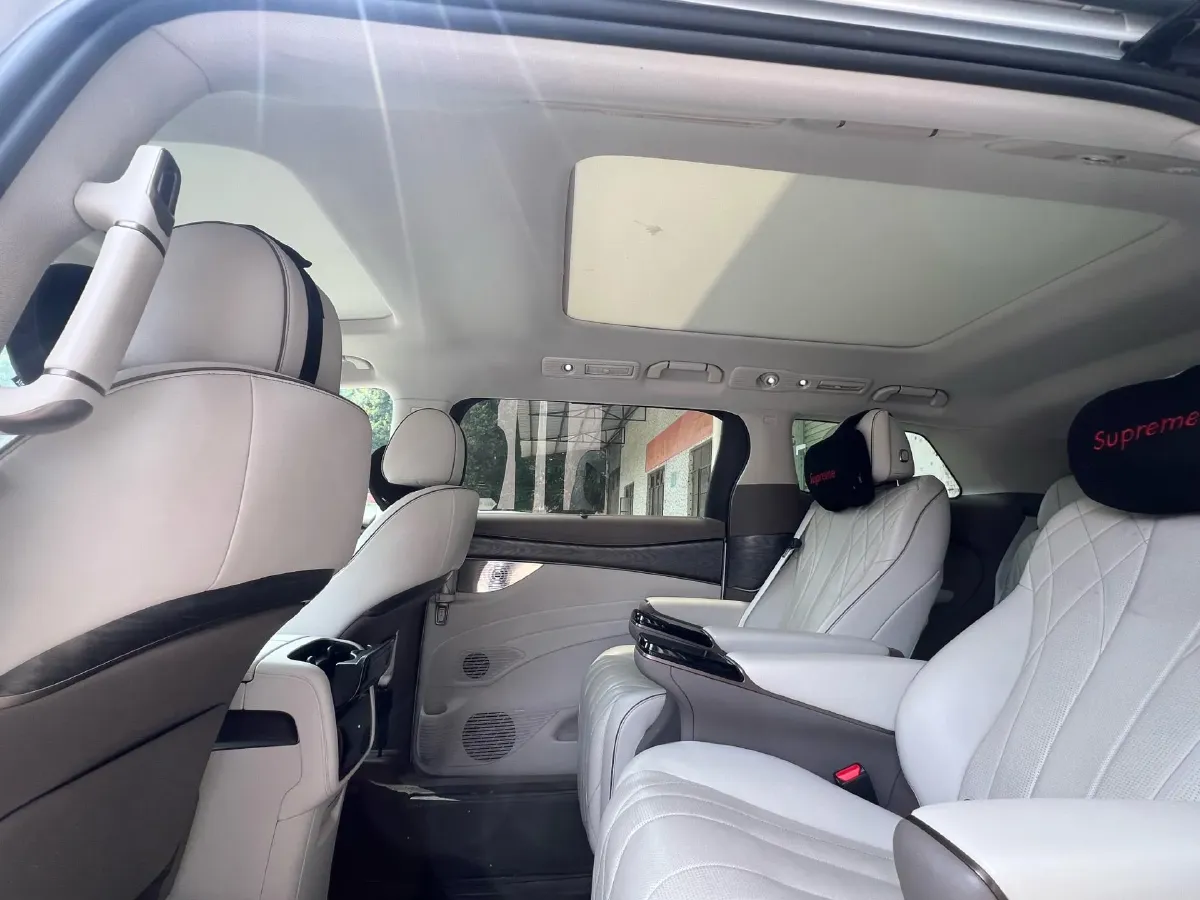 2022 HongQi HS7 3.0T 337HP V6 8AT,autocango,china used car exporter,china ev exporter,chinese used car exporter,chinese used ev exporter