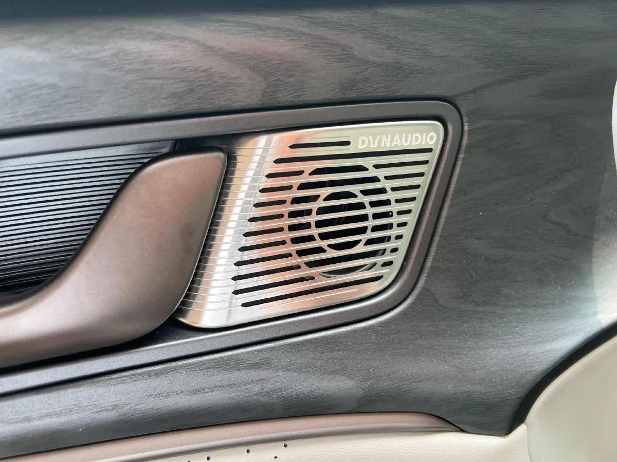 2022 HongQi HS7 3.0T 337HP V6 8AT,autocango,china used car exporter,china ev exporter,chinese used car exporter,chinese used ev exporter