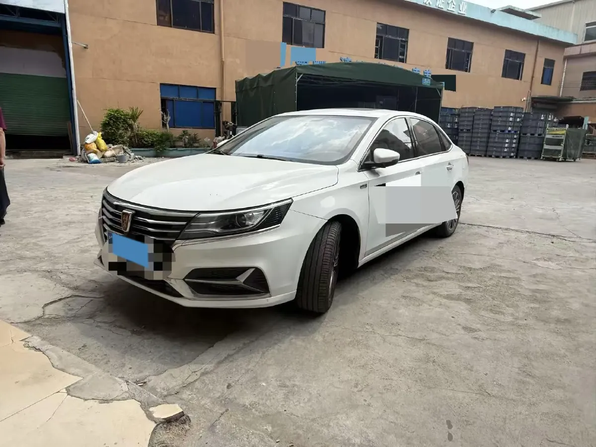 2020 Roewe i6 1.6L 125HP L4 5MT,autocango,china used car exporter,china ev exporter,chinese used car exporter,chinese used ev exporter