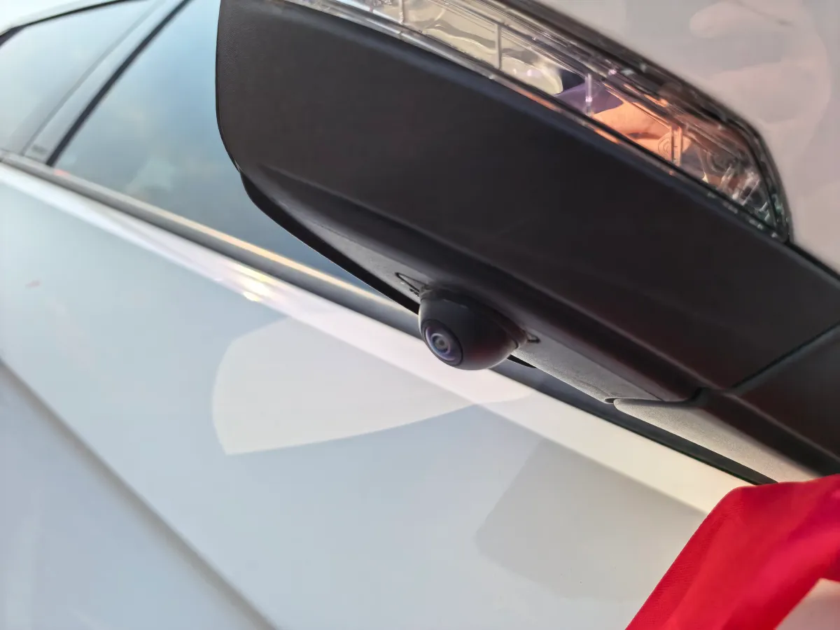 2022 Volkswagen T-Roc 1.4T 150HP L4 7DCT,autocango,china used car exporter,china ev exporter,chinese used car exporter,chinese used ev exporter