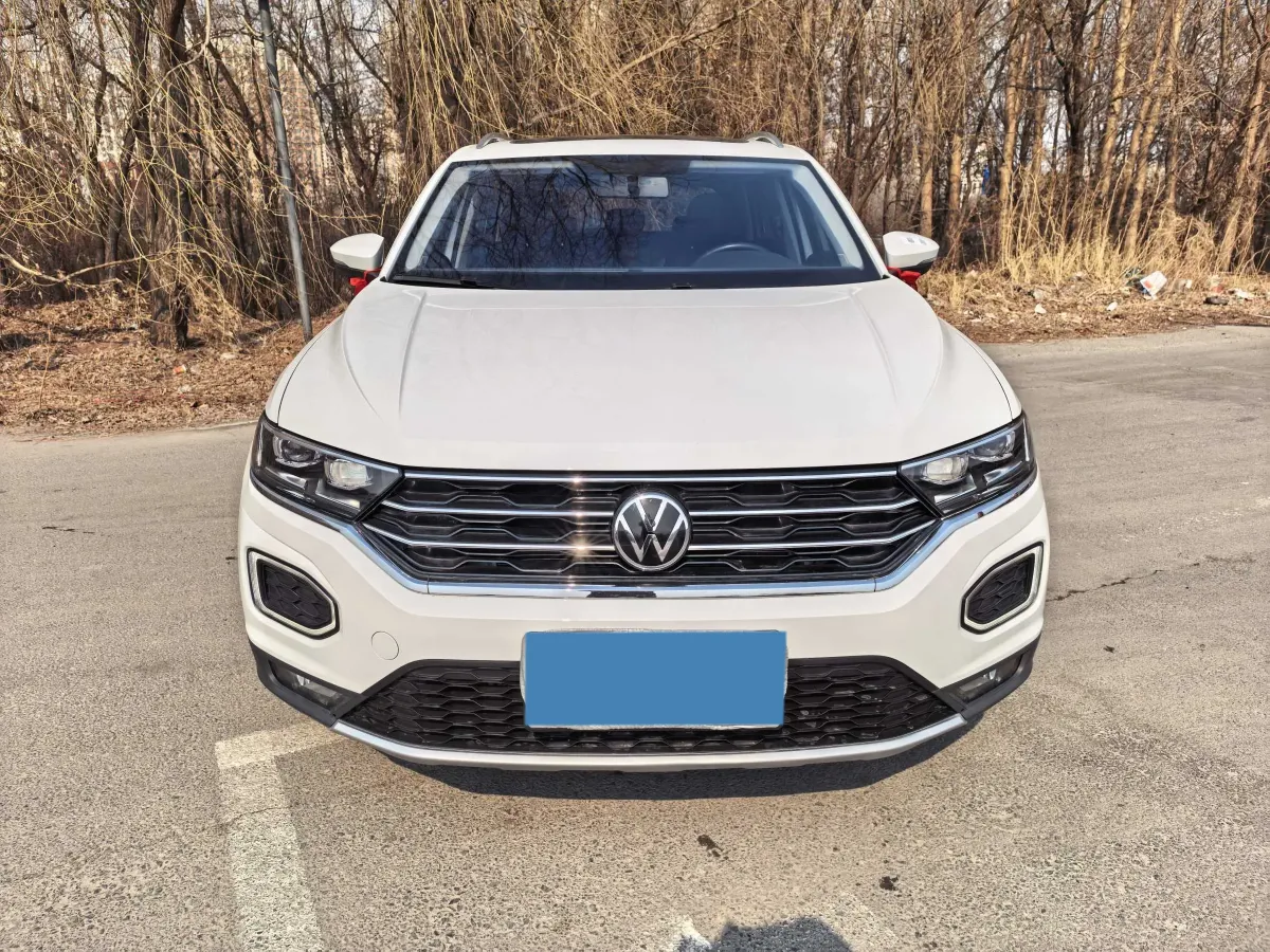 2022 Volkswagen T-Roc 1.4T 150HP L4 7DCT,autocango,china used car exporter,china ev exporter,chinese used car exporter,chinese used ev exporter