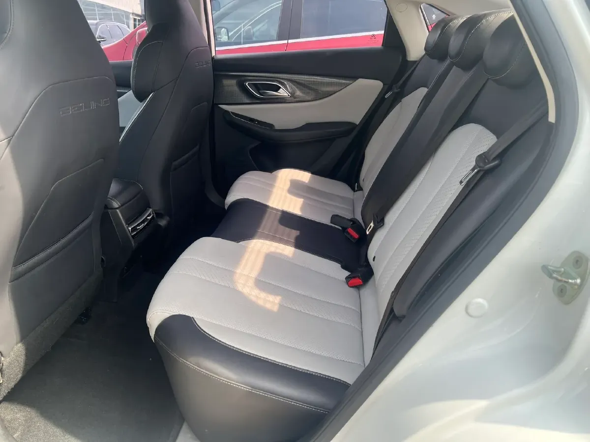 2021 Bestune B70 1.5T 169HP L4 7DCT,autocango,china used car exporter,china ev exporter,chinese used car exporter,chinese used ev exporter