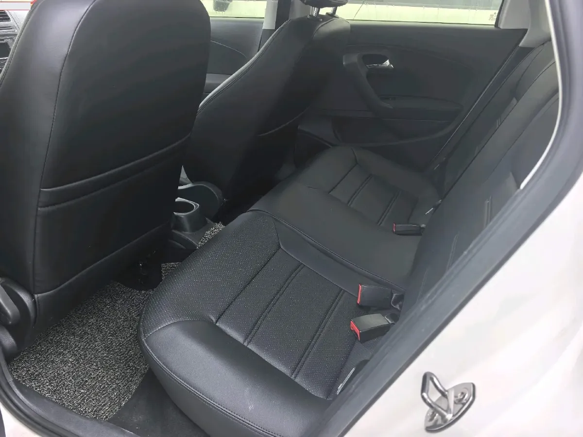 2016 Volkswagen Polo 1.6L 110HP L4 6AT,autocango,china used car exporter,china ev exporter,chinese used car exporter,chinese used ev exporter