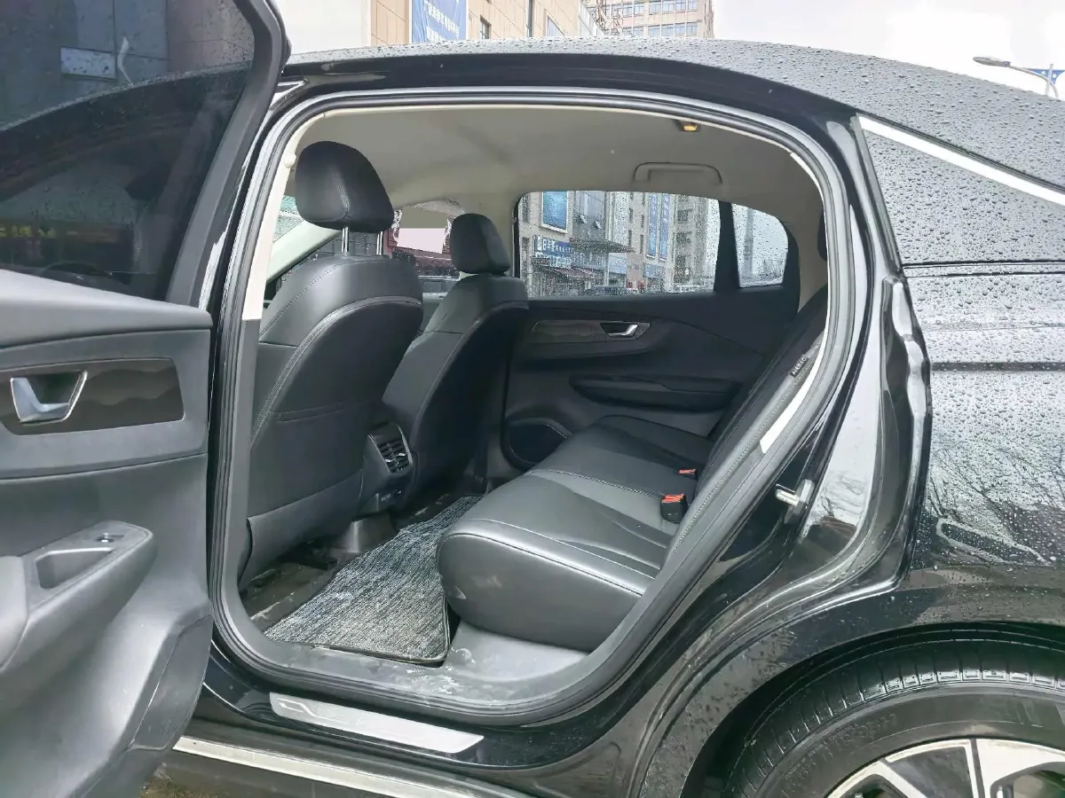 2023 HongQi E-QM5 BEV 54KWH,autocango,china used car exporter,china ev exporter,chinese used car exporter,chinese used ev exporter