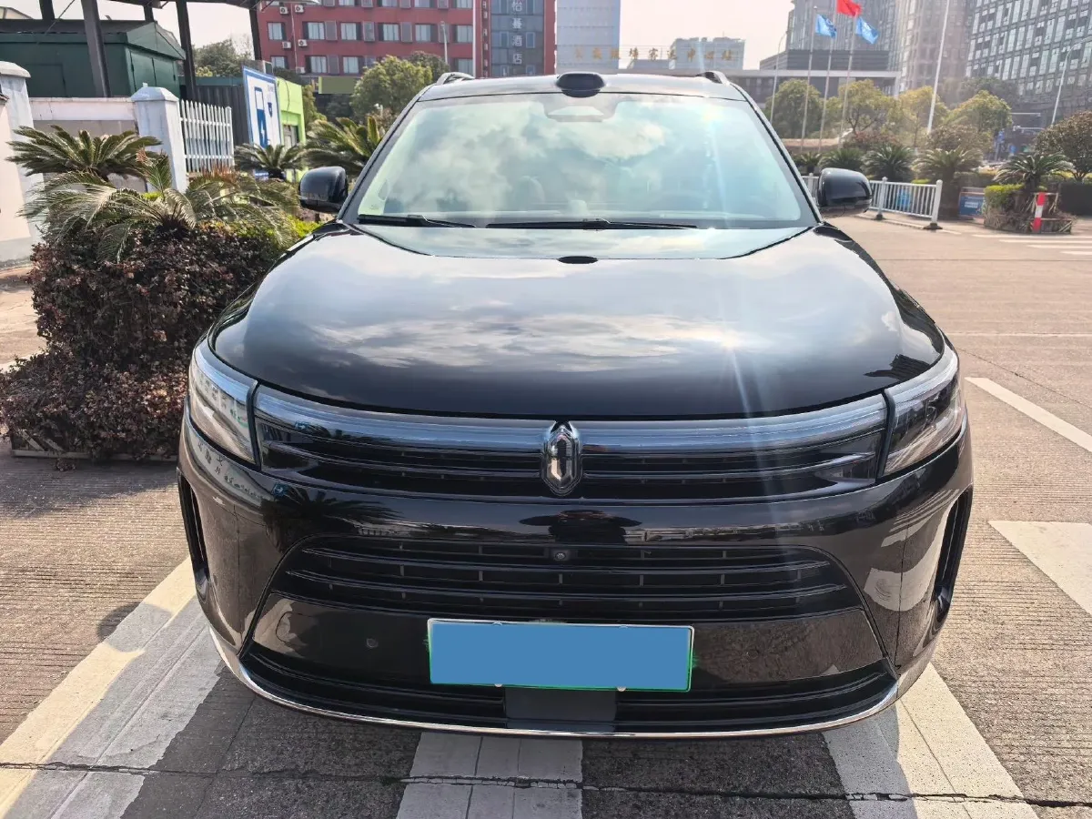 2024 AITO AITO M7 1.5T 152HP L4 REEV 40KWH,autocango,china used car exporter,china ev exporter,chinese used car exporter,chinese used ev exporter