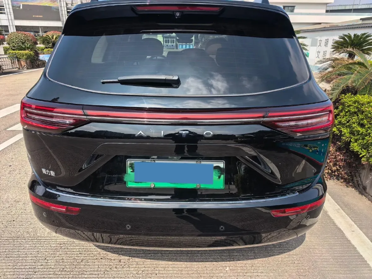 2024 AITO AITO M7 1.5T 152HP L4 REEV 40KWH,autocango,china used car exporter,china ev exporter,chinese used car exporter,chinese used ev exporter