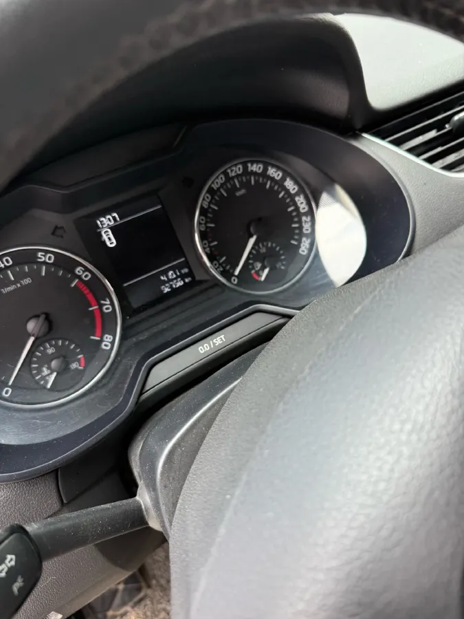 2019 Skoda Octavia 1.5L 116HP L4 6AT,autocango,china used car exporter,china ev exporter,chinese used car exporter,chinese used ev exporter