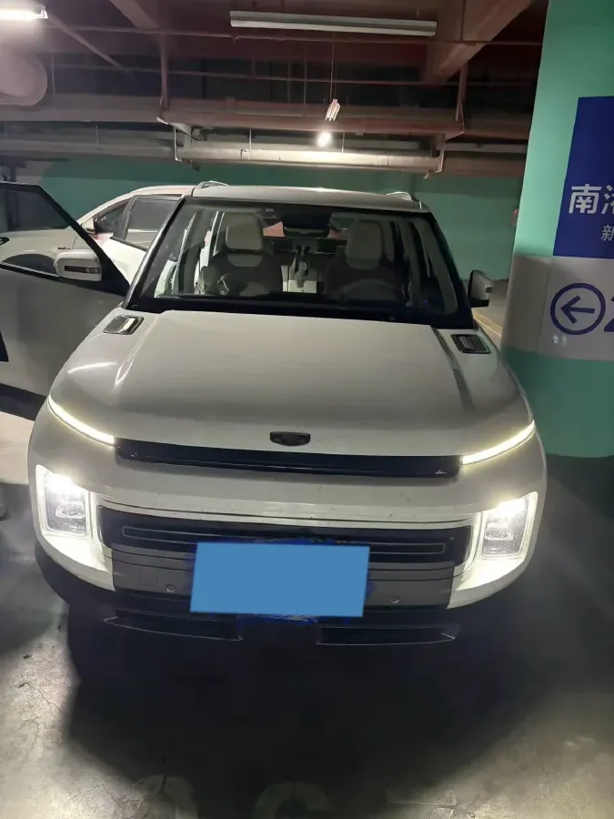2020 Geely ICON 1.5T 177HP L3 7DCT,autocango,china used car exporter,china ev exporter,chinese used car exporter,chinese used ev exporter