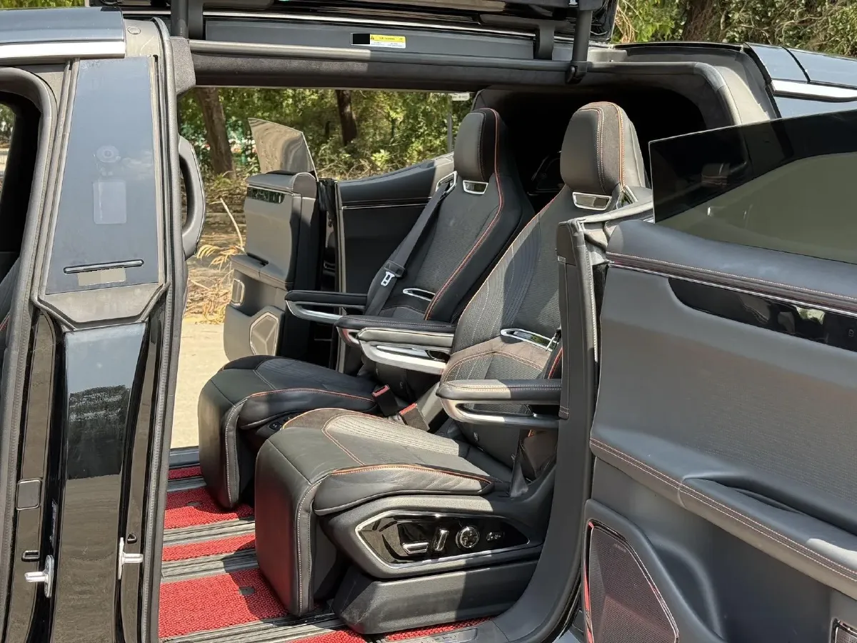 2021 HiPhi X BEV 97KWH,autocango,china used car exporter,china ev exporter,chinese used car exporter,chinese used ev exporter