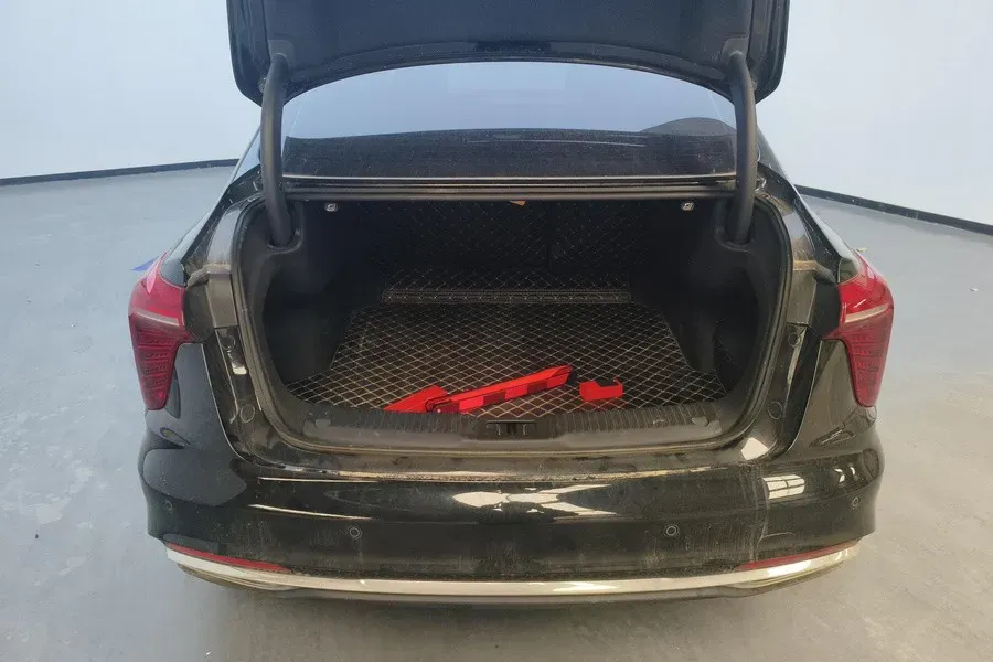 2024 HongQi H5 1.5T 169HP L4 7DCT,autocango,china used car exporter,china ev exporter,chinese used car exporter,chinese used ev exporter