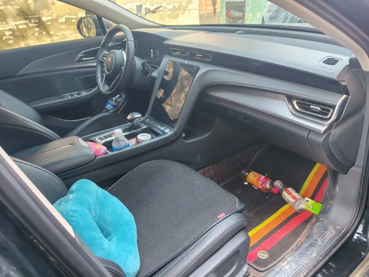 2024 HongQi H5 2.0T 224HP L4 8AT,autocango,china used car exporter,china ev exporter,chinese used car exporter,chinese used ev exporter