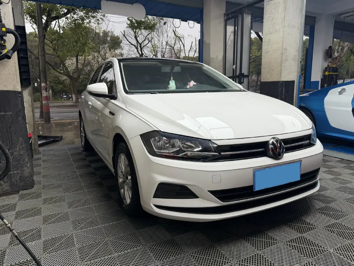 2019 Volkswagen Polo 1.5L 113HP L4 6AT,autocango,china used car exporter,china ev exporter,chinese used car exporter,chinese used ev exporter