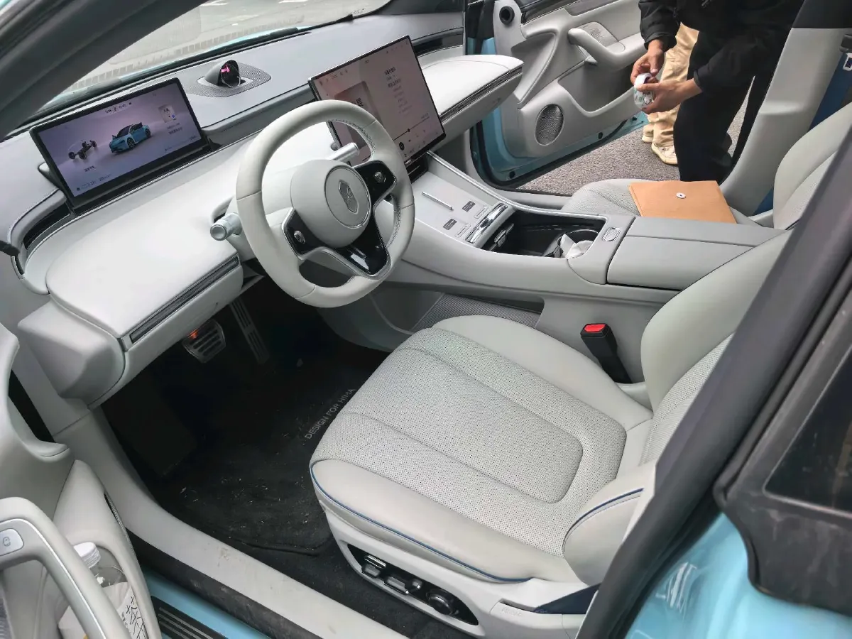 2026 Luxeed S7 BEV,autocango,china used car exporter,china ev exporter,chinese used car exporter,chinese used ev exporter