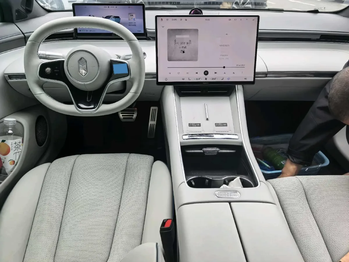 2026 Luxeed S7 BEV,autocango,china used car exporter,china ev exporter,chinese used car exporter,chinese used ev exporter