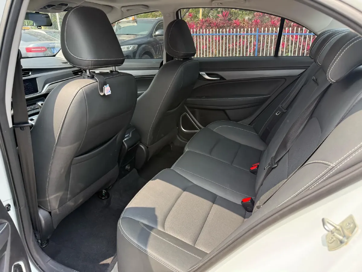 2020 Geely Emgrand 1.5L 109HP L4 CVT,autocango,china used car exporter,china ev exporter,chinese used car exporter,chinese used ev exporter