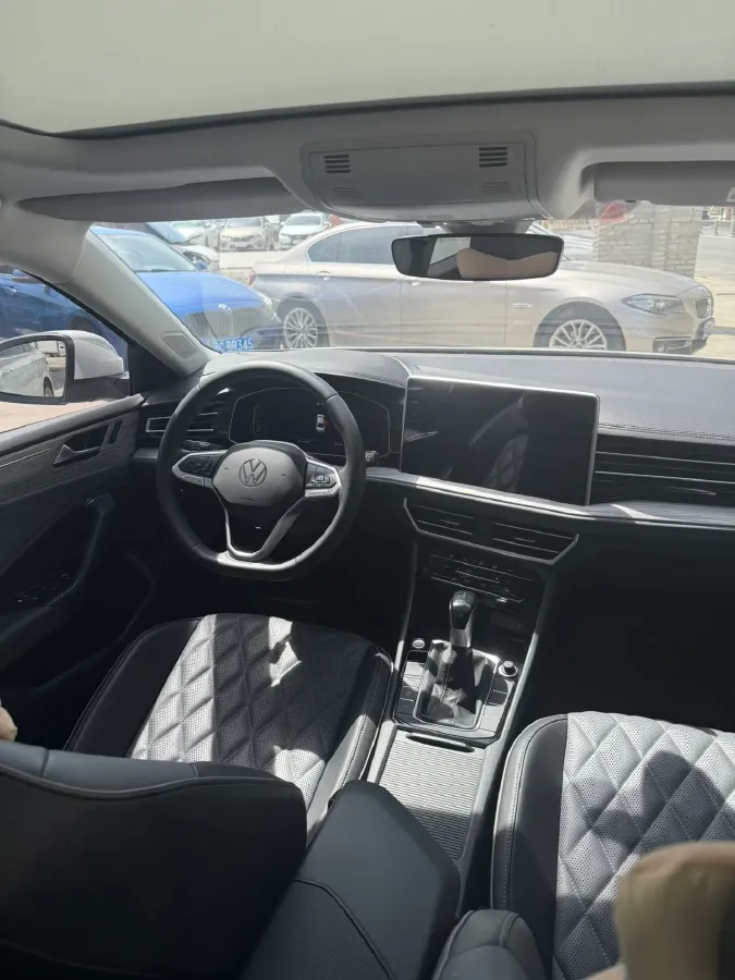 2023 Volkswagen Sagitar 1.4T 150HP L4 7DCT,autocango,china used car exporter,china ev exporter,chinese used car exporter,chinese used ev exporter
