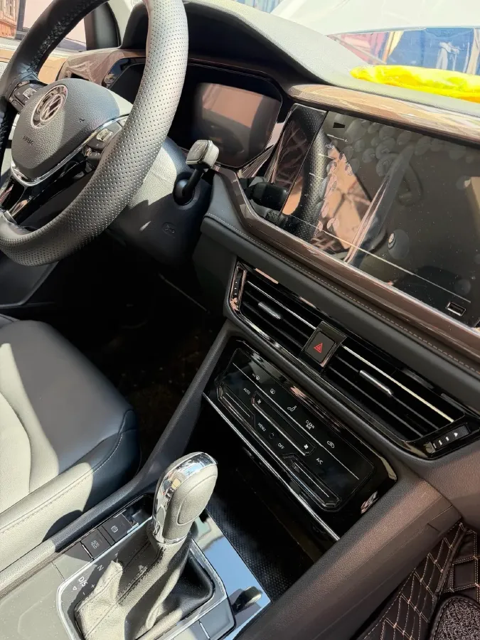 2022 Ford Transit 2.0T 202HP L4 6AT,autocango,china used car exporter,china ev exporter,chinese used car exporter,chinese used ev exporter