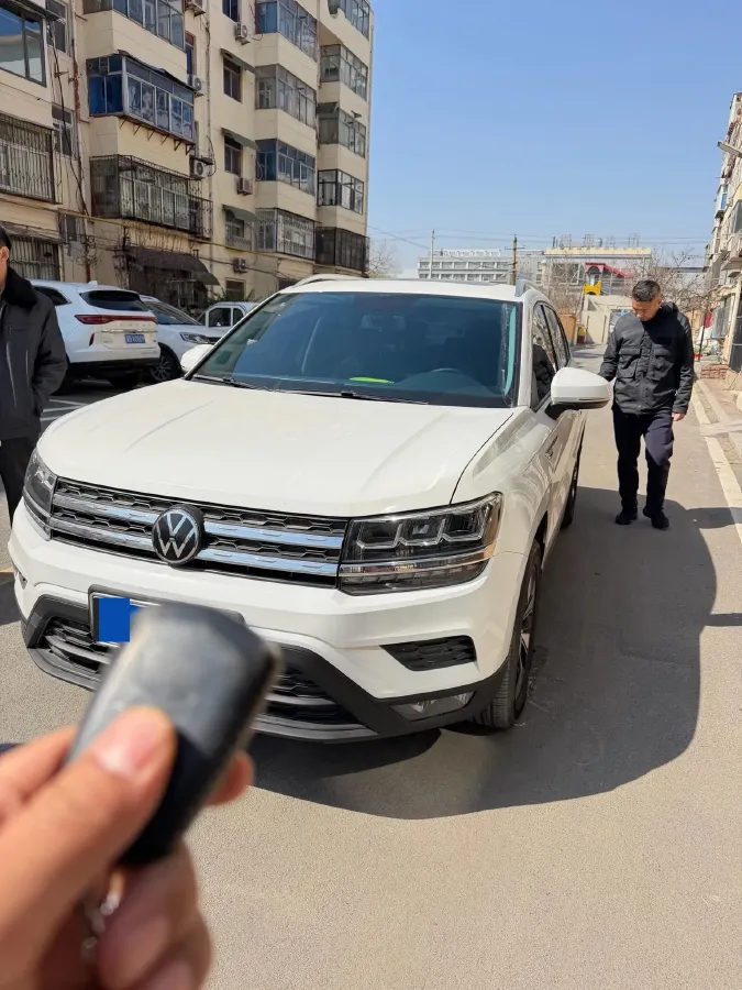 2022 Ford Transit 2.0T 202HP L4 6AT,autocango,china used car exporter,china ev exporter,chinese used car exporter,chinese used ev exporter