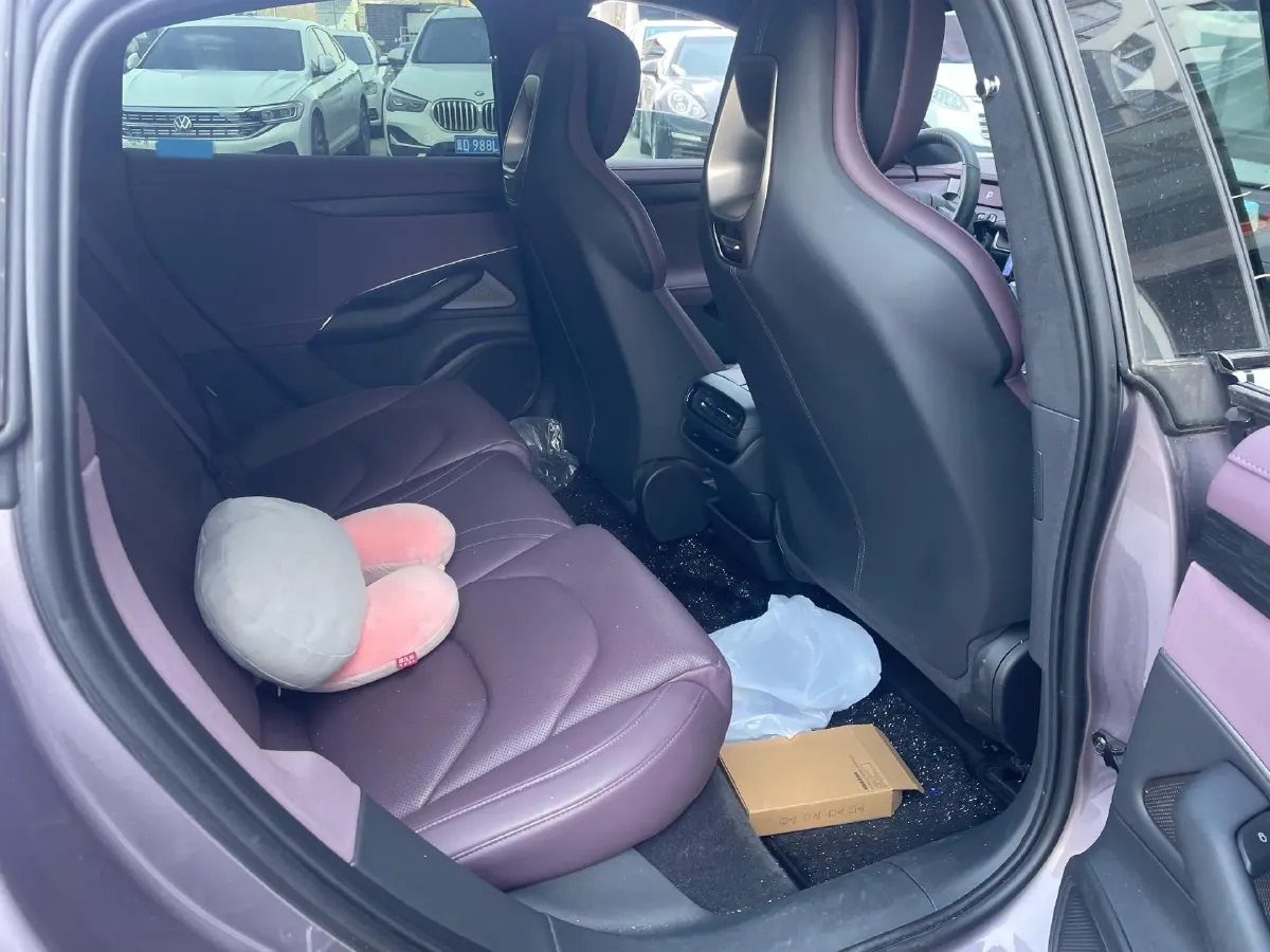 2024 MI SU7 BEV 101KWH,autocango,china used car exporter,china ev exporter,chinese used car exporter,chinese used ev exporter