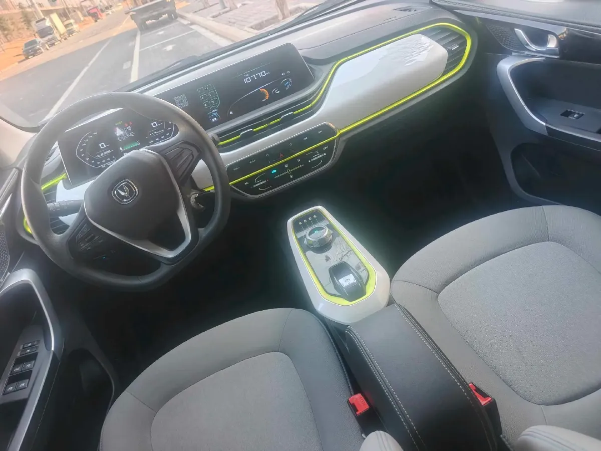 2022 ChangAn BenBen E-Star BEV 32.2KWH,autocango,china used car exporter,china ev exporter,chinese used car exporter,chinese used ev exporter