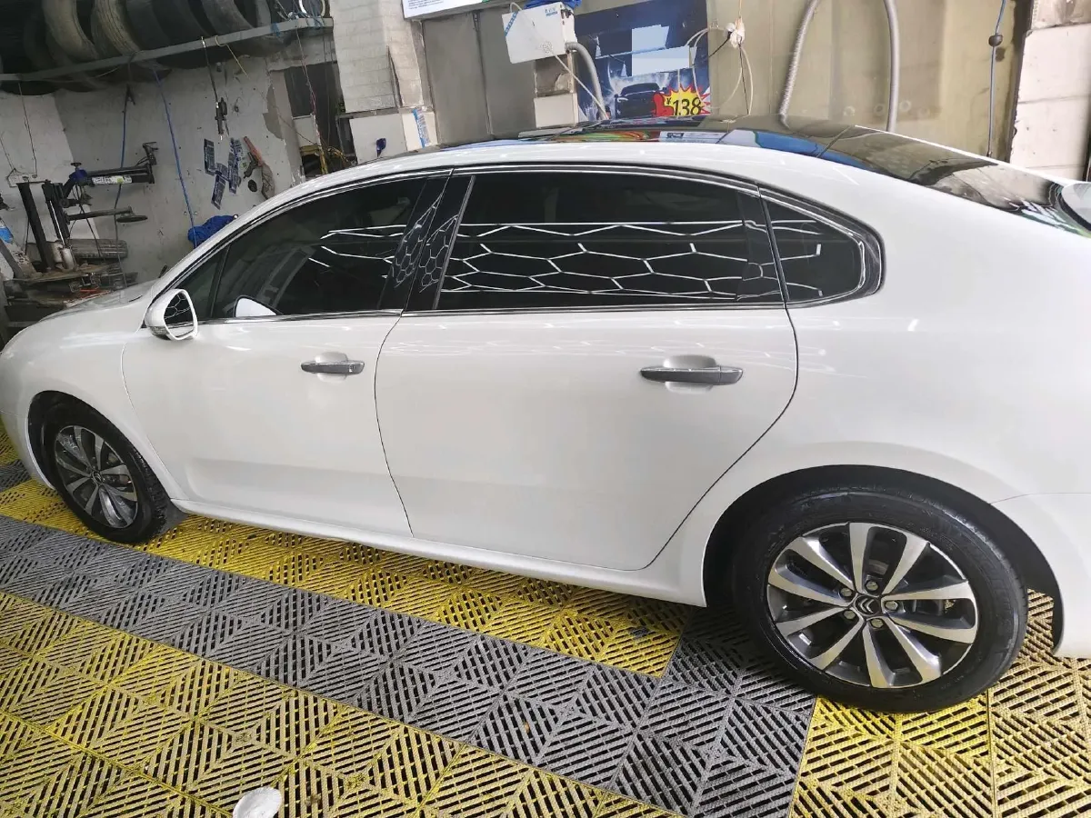 2017 Citroen C6 1.8T 204HP L4 6AT,autocango,china used car exporter,china ev exporter,chinese used car exporter,chinese used ev exporter