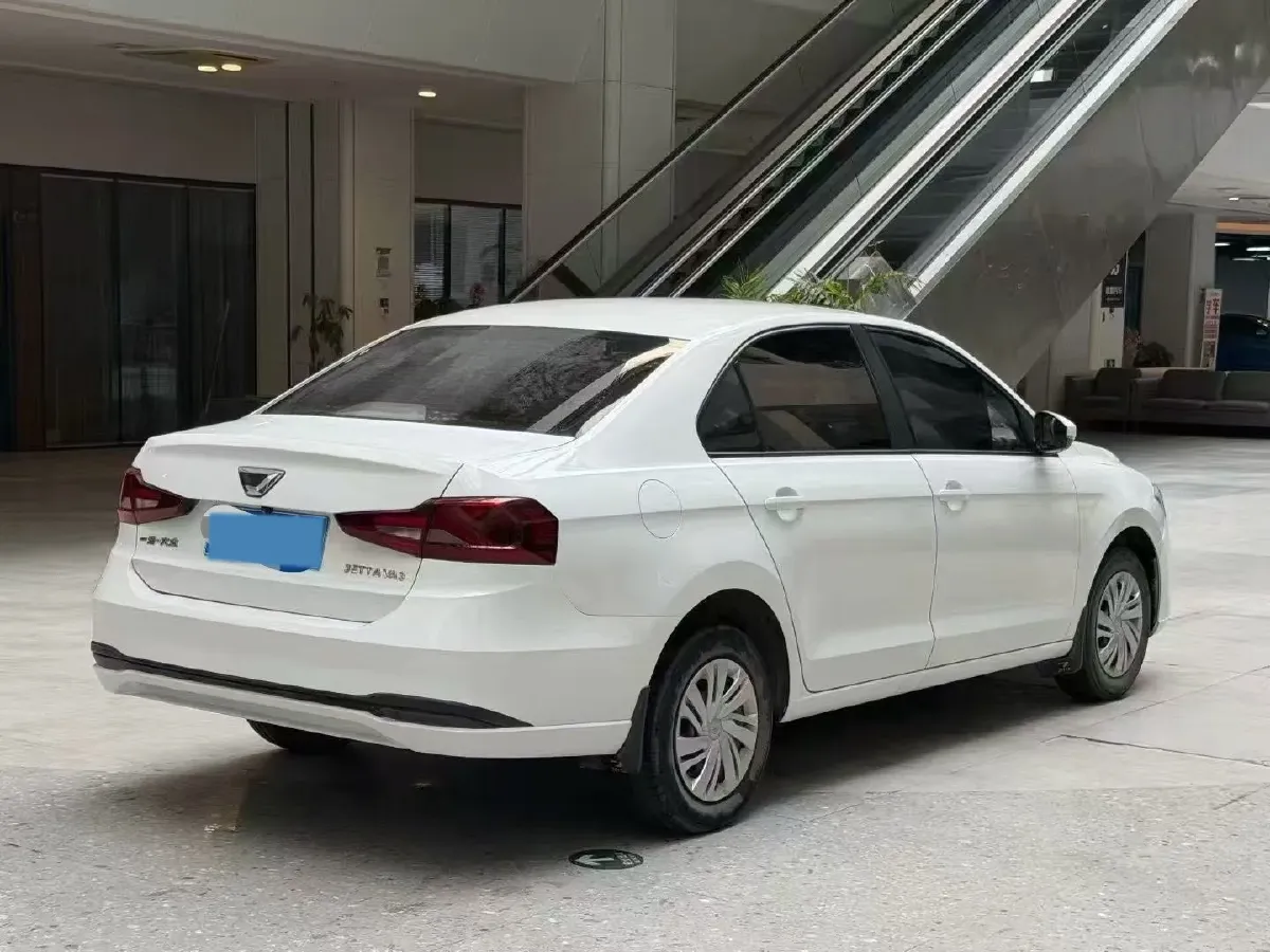 2021 Jetta VA3 1.5L 112HP L4 5MT,autocango,china used car exporter,china ev exporter,chinese used car exporter,chinese used ev exporter