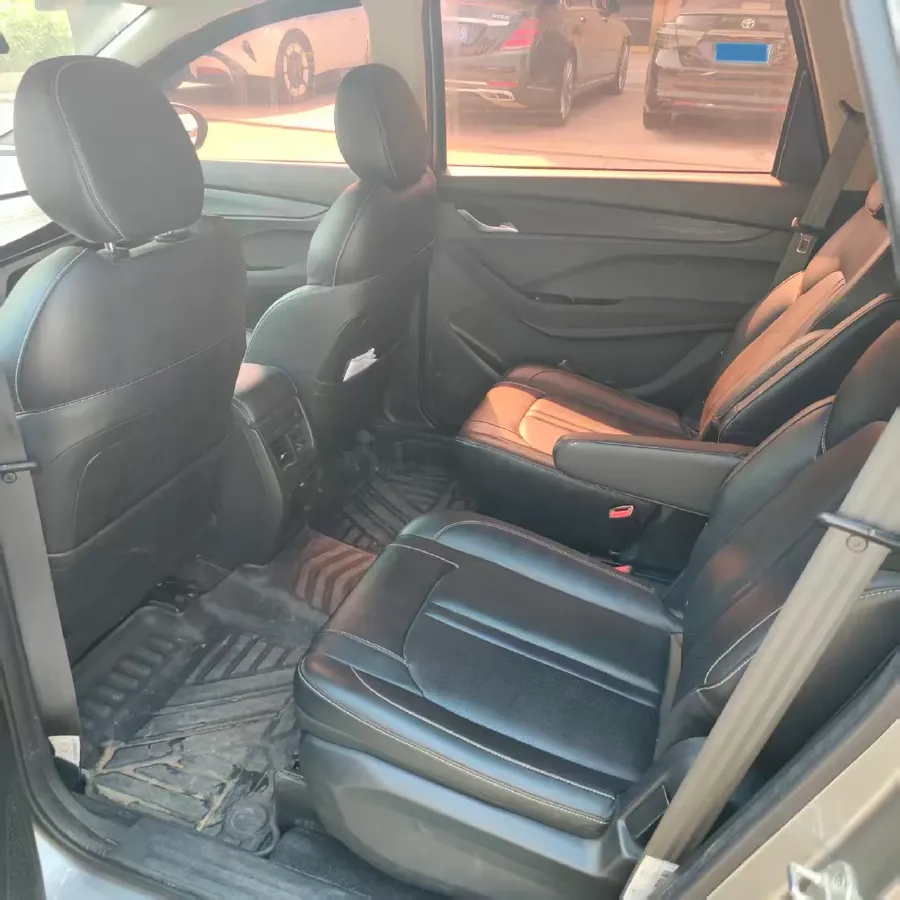 2018 BaoJun 360 1.5L 112HP L4 6MT,autocango,china used car exporter,china ev exporter,chinese used car exporter,chinese used ev exporter