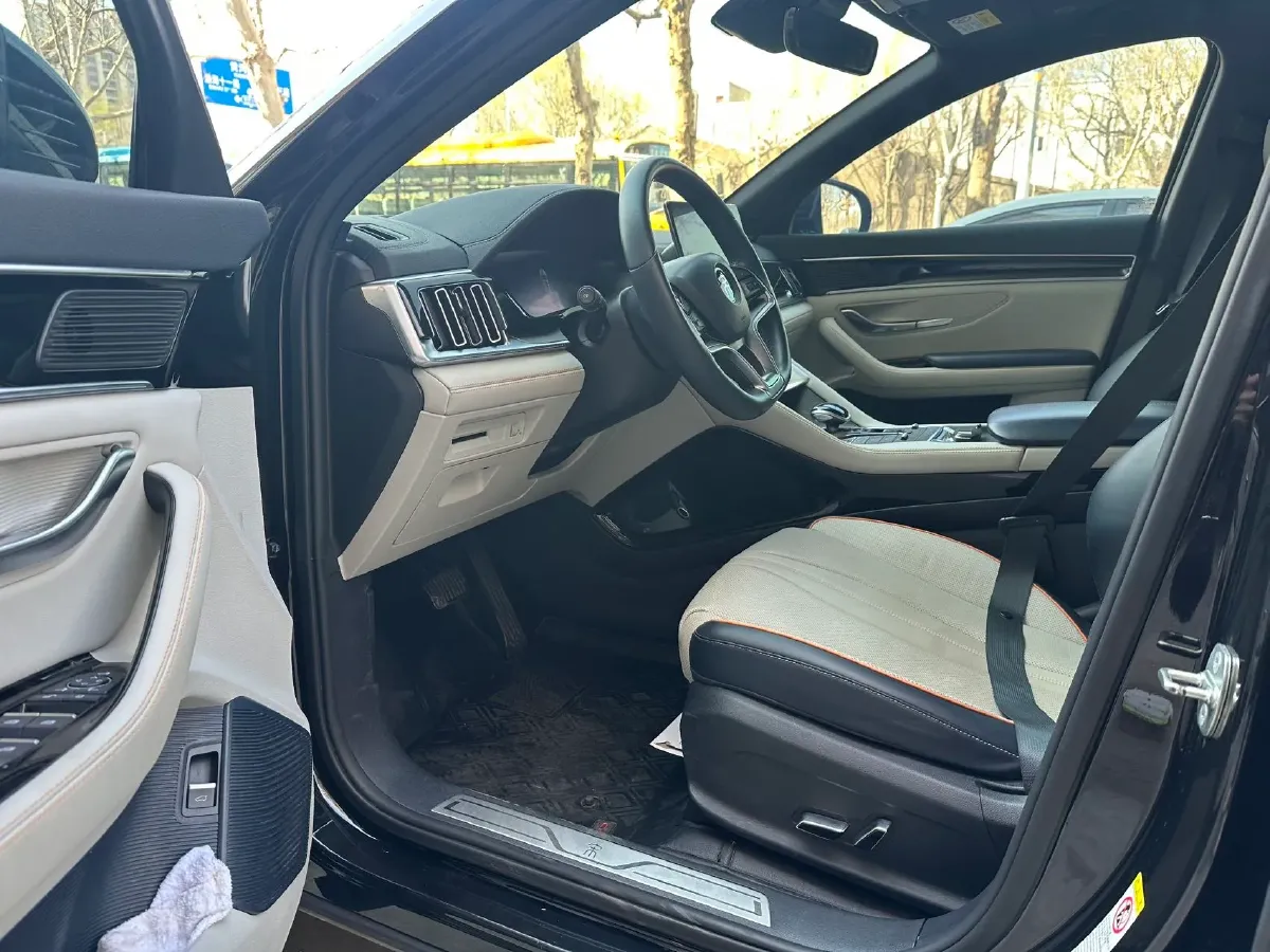 2022 Hyundai Tucson 2.0L 150HP L4 6AT Hybrid,autocango,china used car exporter,china ev exporter,chinese used car exporter,chinese used ev exporter