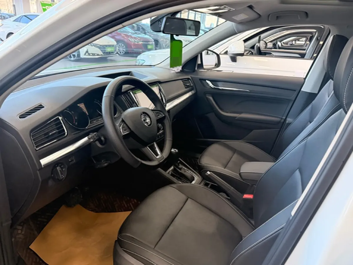 2023 Skoda Kamiq 1.5L 112HP L4 6AT,autocango,china used car exporter,china ev exporter,chinese used car exporter,chinese used ev exporter