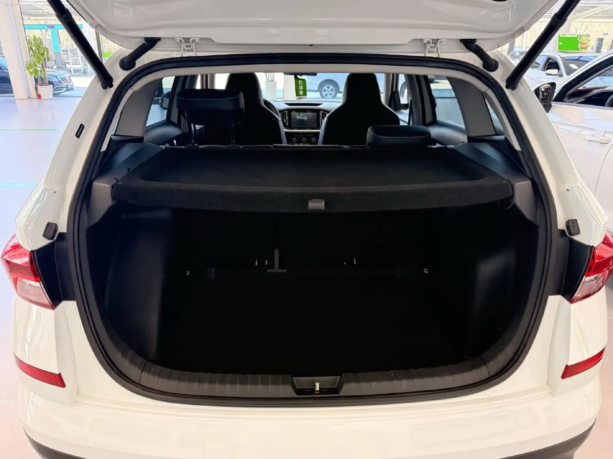 2023 Skoda Kamiq 1.5L 112HP L4 6AT,autocango,china used car exporter,china ev exporter,chinese used car exporter,chinese used ev exporter