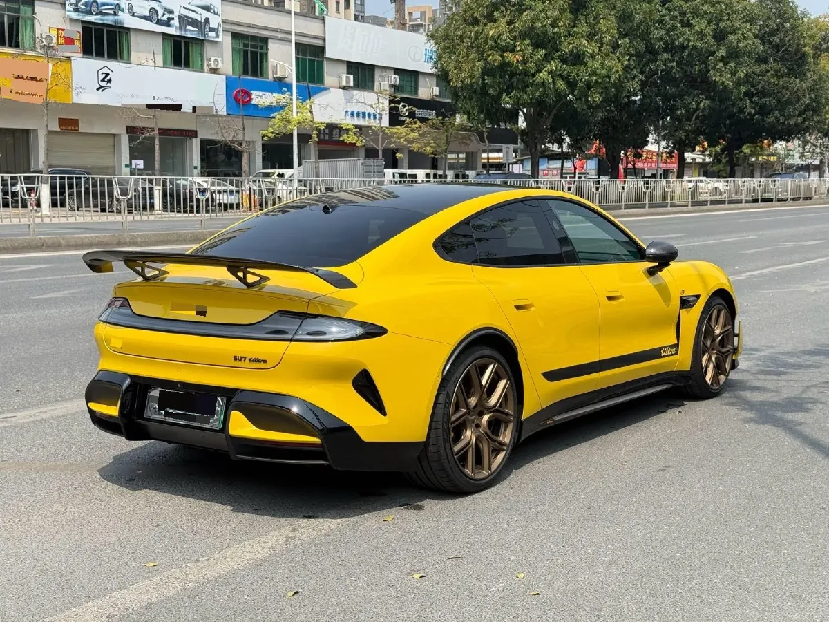 2025 MI SU7 Ultra BEV 93.7KWH,autocango,china used car exporter,china ev exporter,chinese used car exporter,chinese used ev exporter