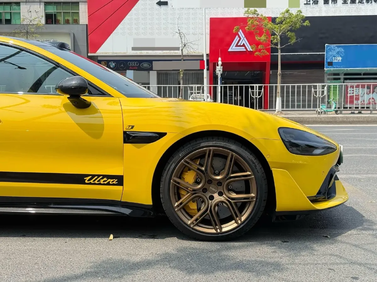 2025 MI SU7 Ultra BEV 93.7KWH,autocango,china used car exporter,china ev exporter,chinese used car exporter,chinese used ev exporter