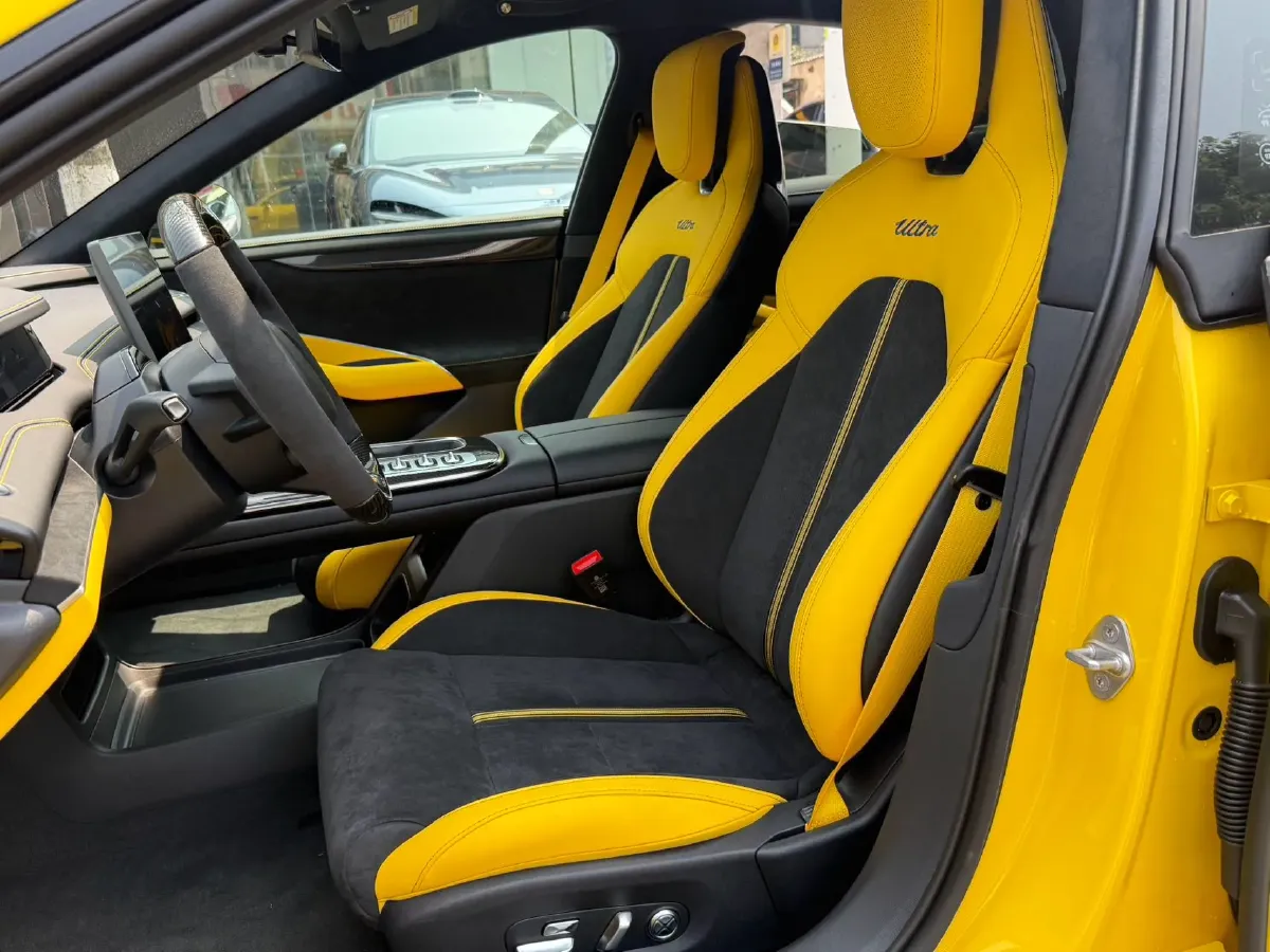 2025 MI SU7 Ultra BEV 93.7KWH,autocango,china used car exporter,china ev exporter,chinese used car exporter,chinese used ev exporter