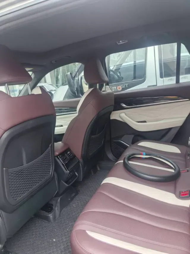 2024 Geely Monjaro 2.0T 238HP L4 8AT,autocango,china used car exporter,china ev exporter,chinese used car exporter,chinese used ev exporter