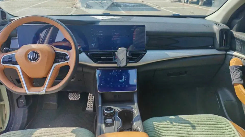 2021 Weltmeister W6 BEV 66.231KWH,autocango,china used car exporter,china ev exporter,chinese used car exporter,chinese used ev exporter