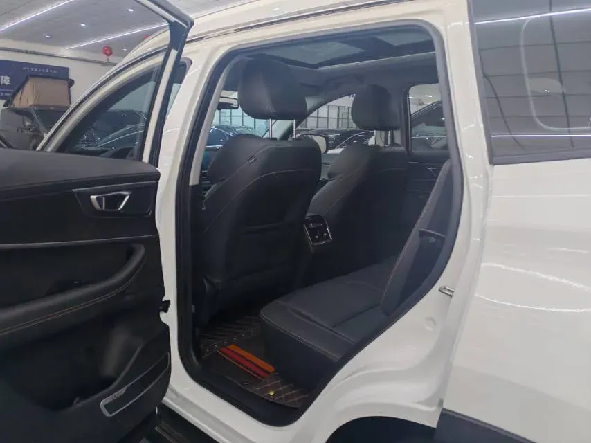 2020 Chery Tiggo 8 1.6T 197HP L4 7DCT,autocango,china used car exporter,china ev exporter,chinese used car exporter,chinese used ev exporter