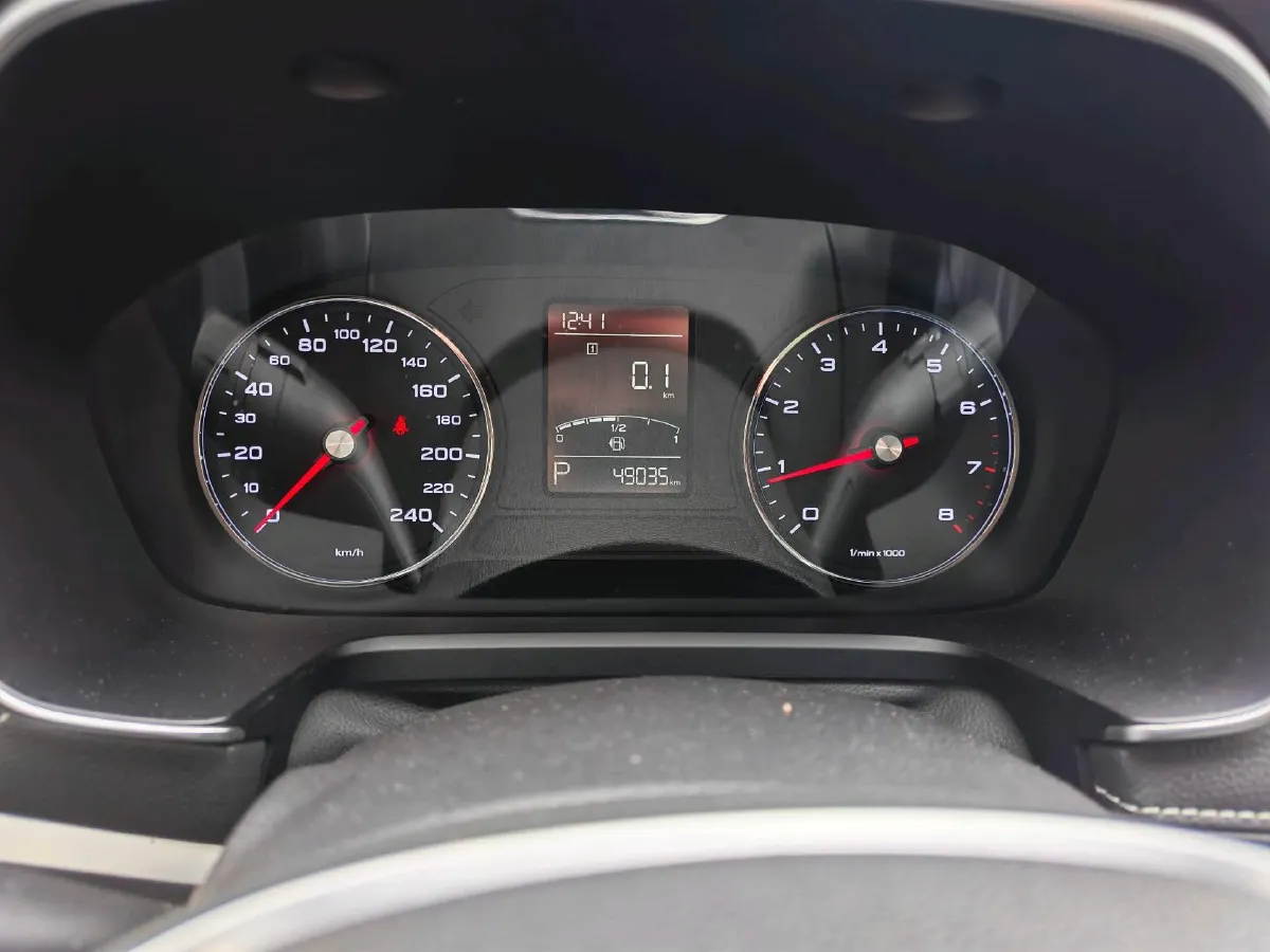 2020 Roewe RX5 1.5T 169HP L4 7DCT,autocango,china used car exporter,china ev exporter,chinese used car exporter,chinese used ev exporter