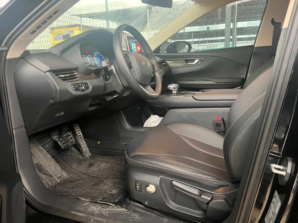 2021 HongQi E-QM5 BEV 54KWH,autocango,china used car exporter,china ev exporter,chinese used car exporter,chinese used ev exporter