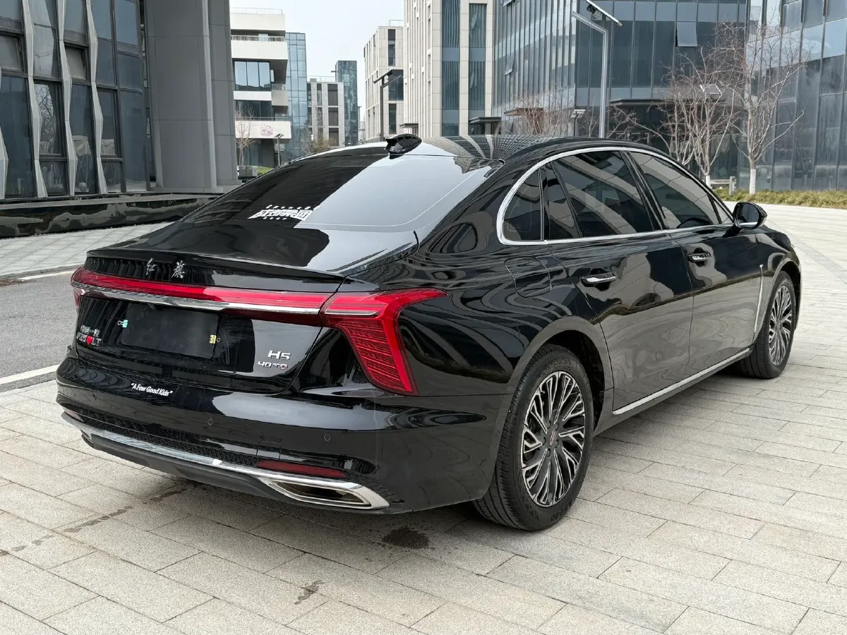 2024 HongQi H5 2.0T 224HP L4 8AT,autocango,china used car exporter,china ev exporter,chinese used car exporter,chinese used ev exporter