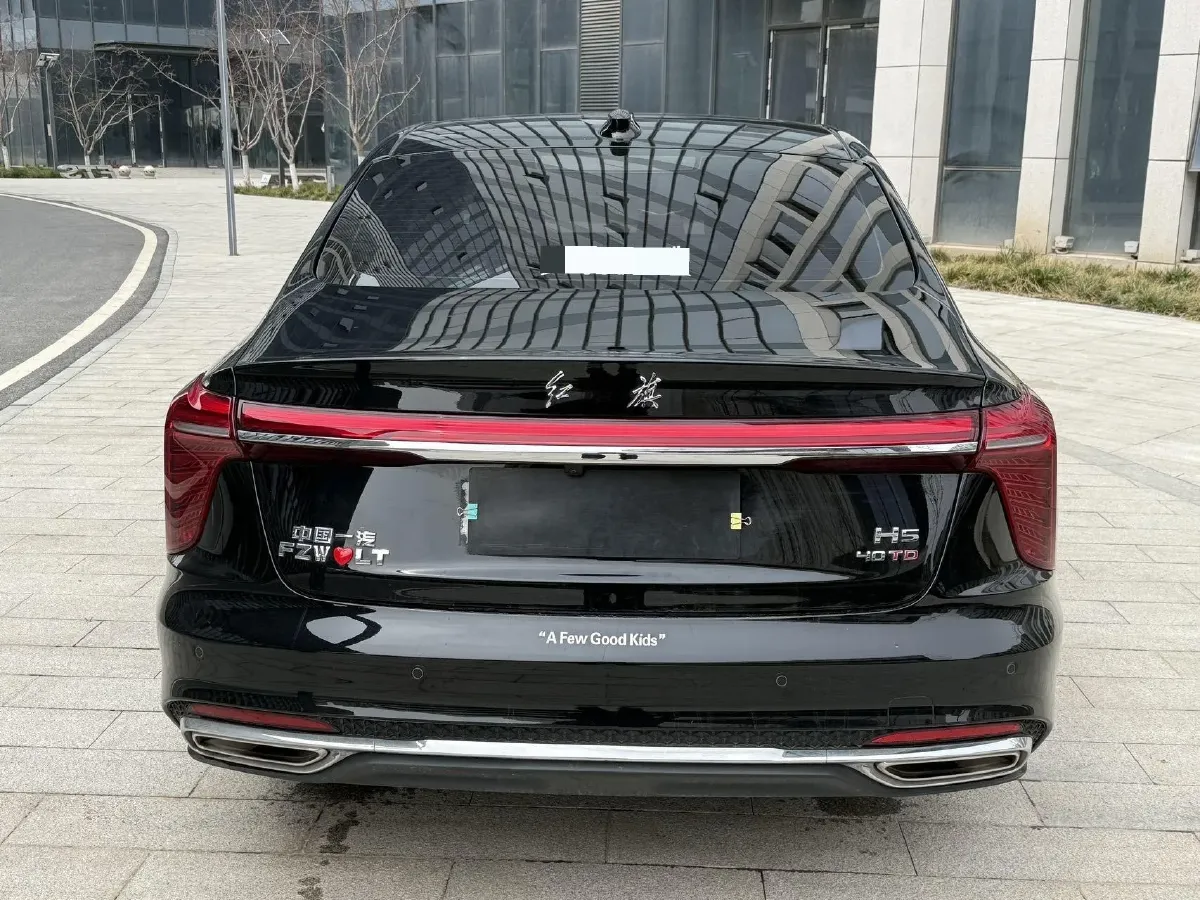 2024 HongQi H5 2.0T 224HP L4 8AT,autocango,china used car exporter,china ev exporter,chinese used car exporter,chinese used ev exporter