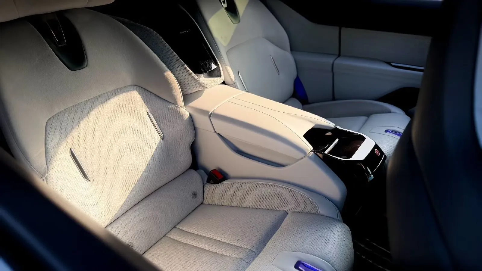 2023 HiPhi Z BEV 120KWH,autocango,china used car exporter,china ev exporter,chinese used car exporter,chinese used ev exporter