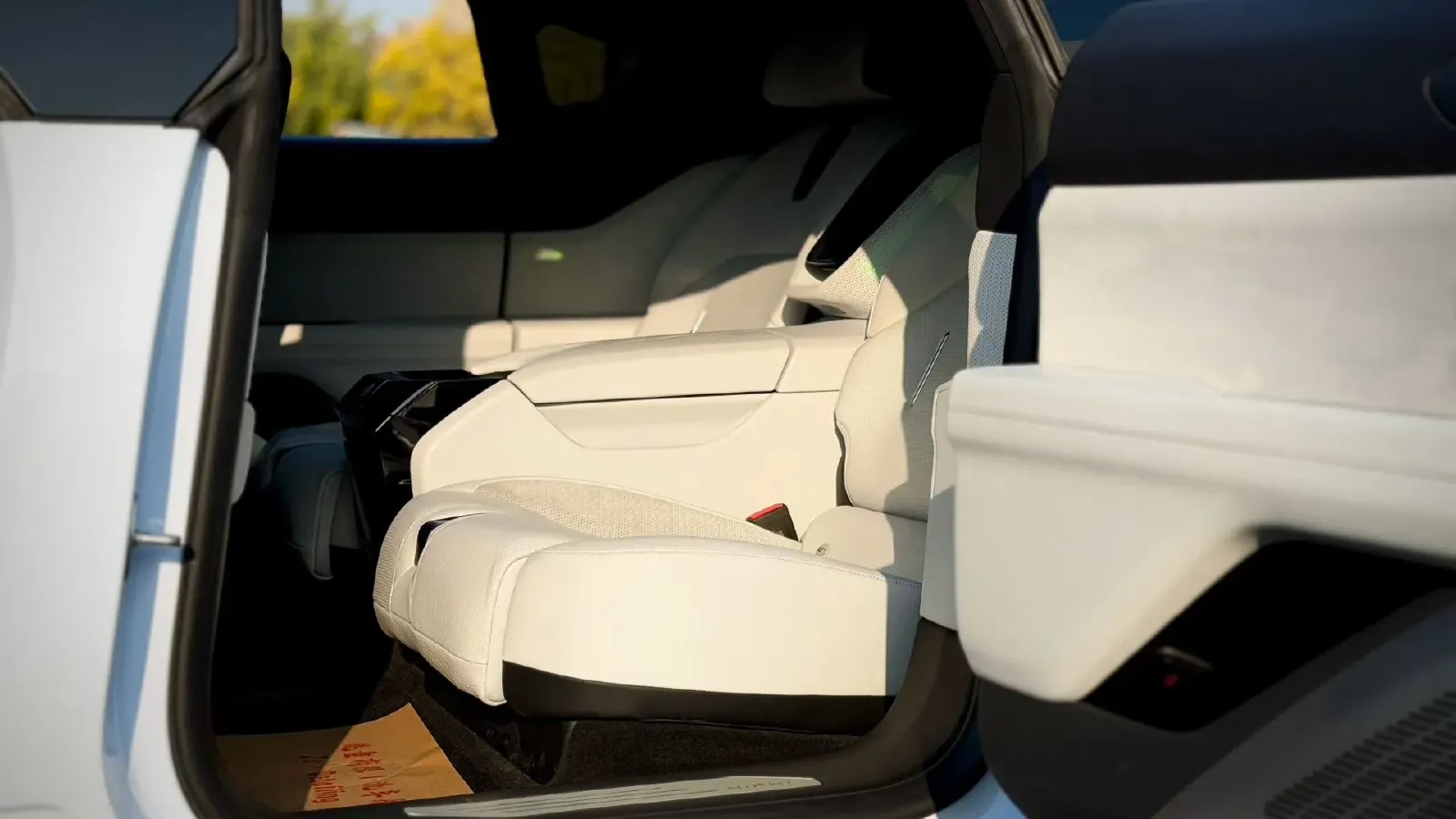 2023 HiPhi Z BEV 120KWH,autocango,china used car exporter,china ev exporter,chinese used car exporter,chinese used ev exporter