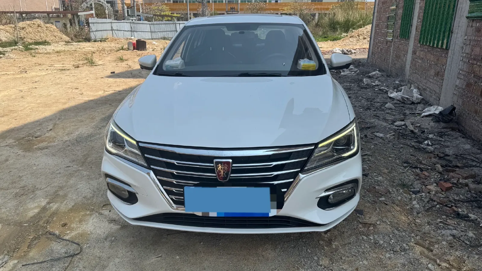2020 Roewe i5 1.5L 120HP L4 CVT,autocango,china used car exporter,china ev exporter,chinese used car exporter,chinese used ev exporter