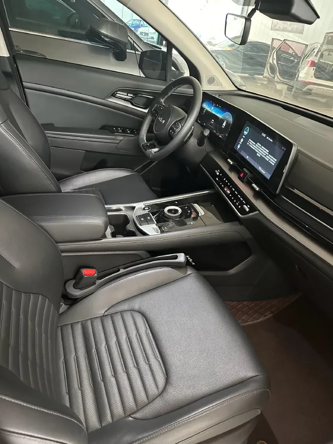 2023 Kia Sportage 2.0T 236HP L4 8AT,autocango,china used car exporter,china ev exporter,chinese used car exporter,chinese used ev exporter