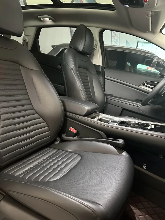 2023 Kia Sportage 2.0T 236HP L4 8AT,autocango,china used car exporter,china ev exporter,chinese used car exporter,chinese used ev exporter