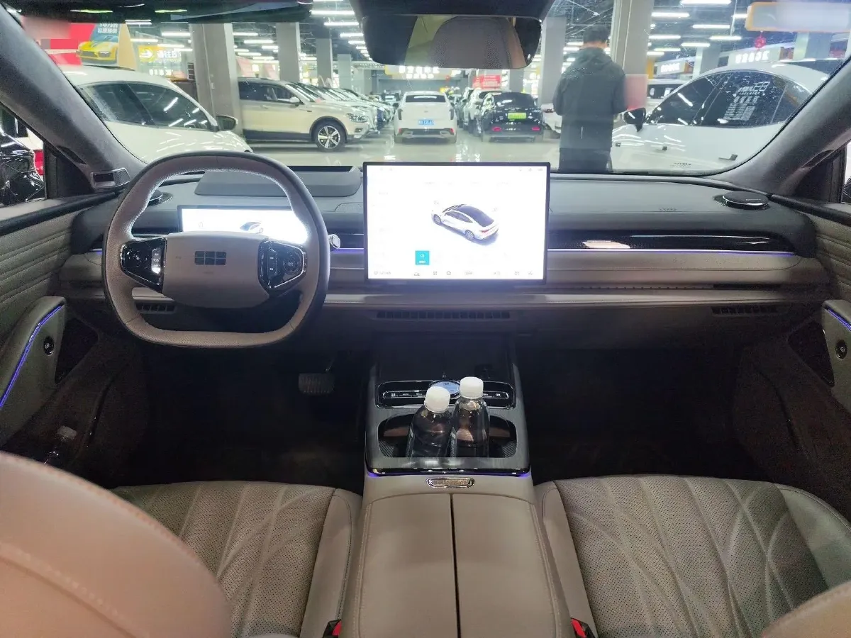 2025 Geely Galaxy Starshine 8 1.5T 163HP L4 3DHT PHEV 27.69KWH,autocango,china used car exporter,china ev exporter,chinese used car exporter,chinese used ev exporter