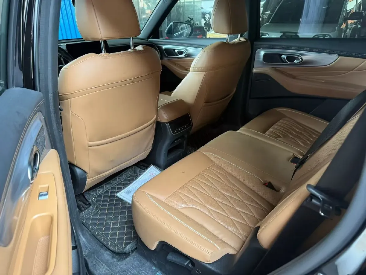 2022 GAC Trumpchi GS8 2.0T 252HP L4 8AT,autocango,china used car exporter,china ev exporter,chinese used car exporter,chinese used ev exporter