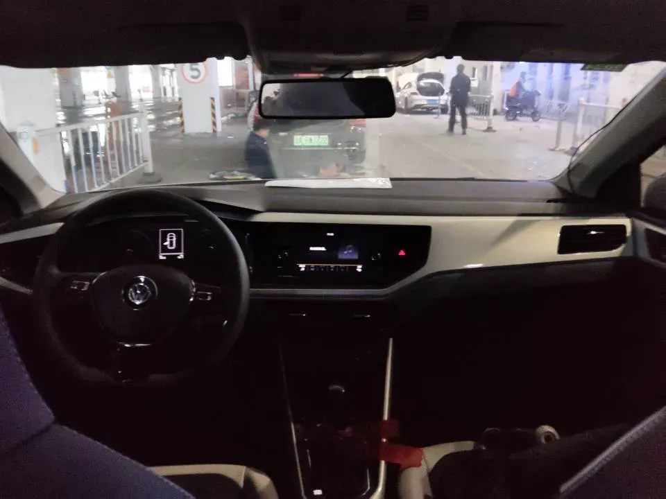 2019 Volkswagen Polo 1.5L 113HP L4 6AT,autocango,china used car exporter,china ev exporter,chinese used car exporter,chinese used ev exporter