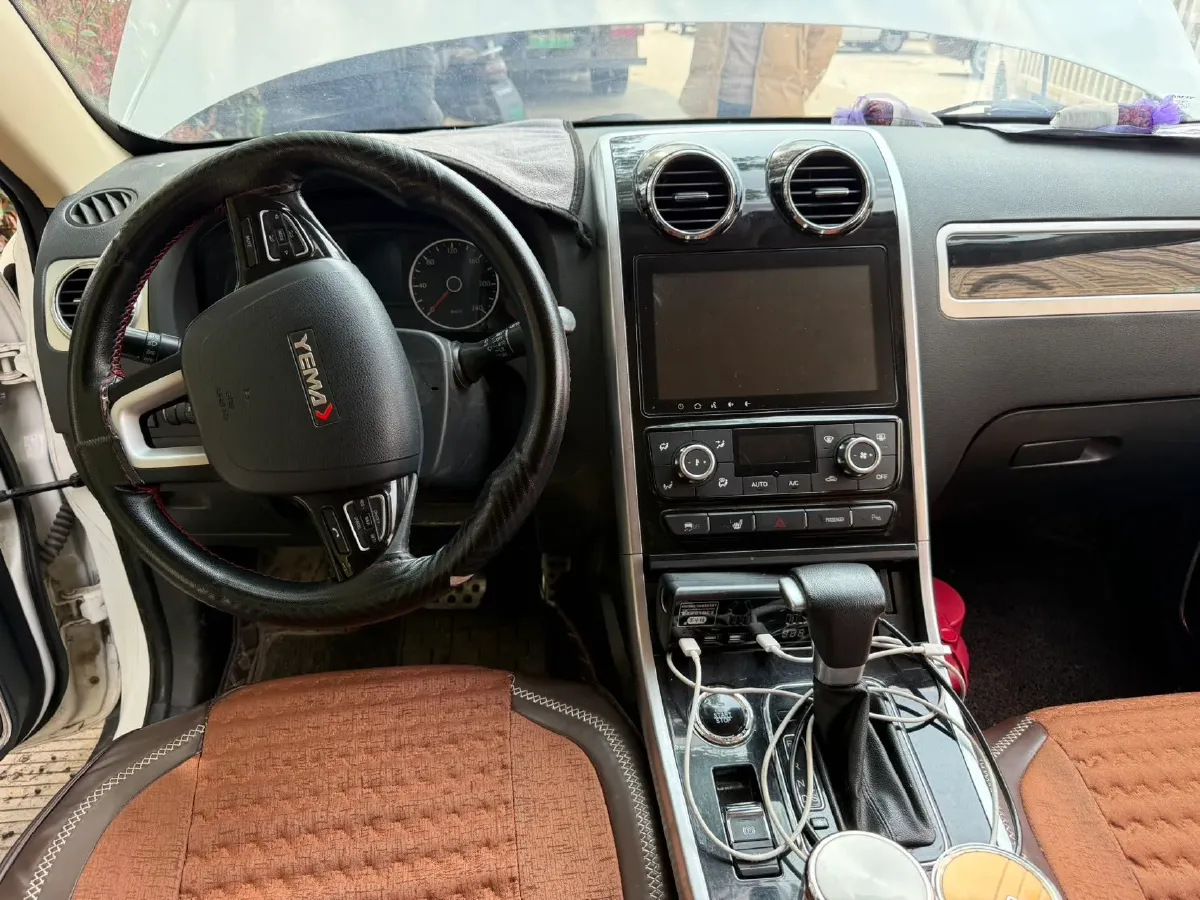 2016 Yema T70 1.8T 160HP L4 CVT,autocango,china used car exporter,china ev exporter,chinese used car exporter,chinese used ev exporter