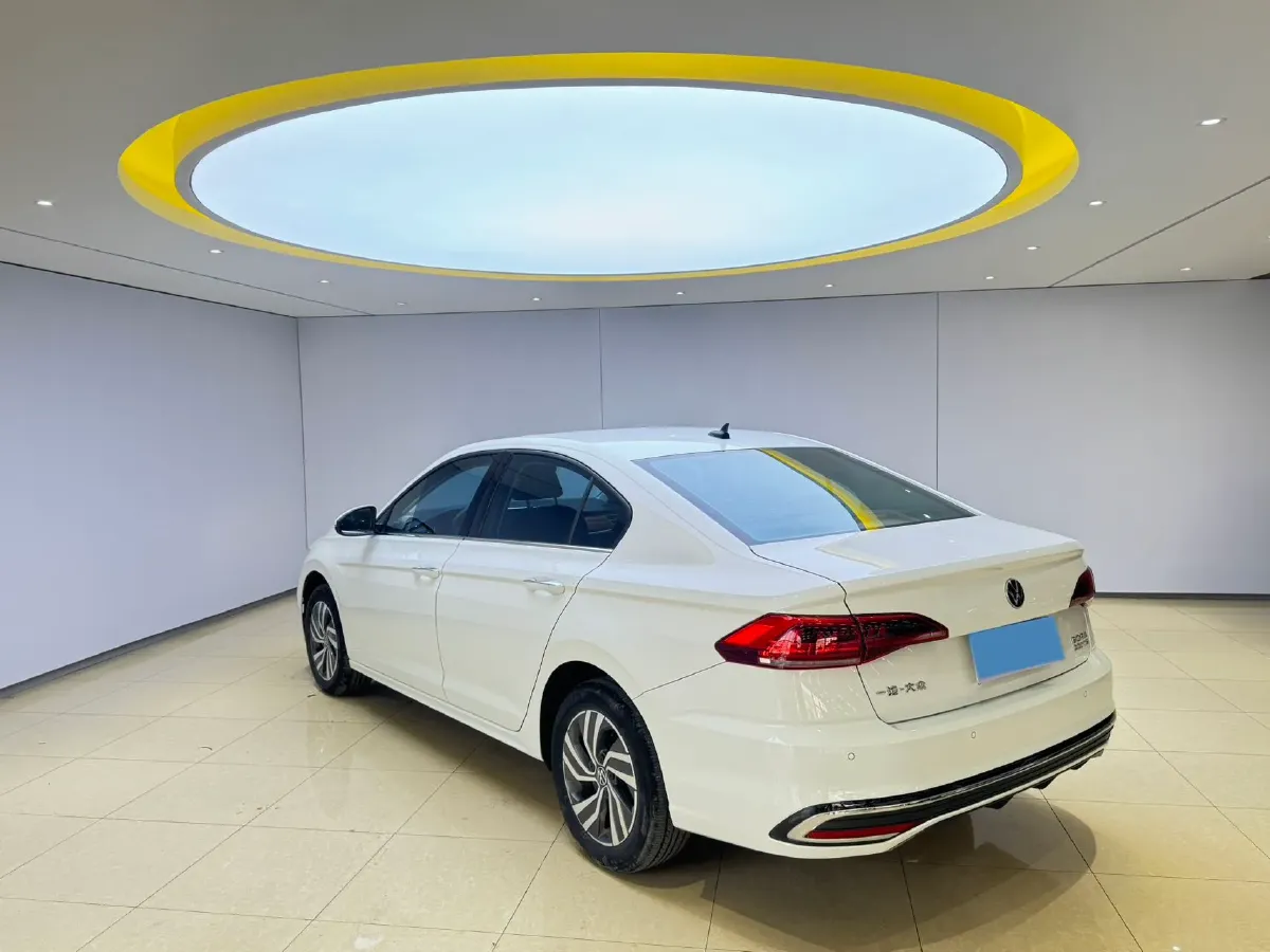 2023 Volkswagen Bora 1.2T 116HP L4 7DCT,autocango,china used car exporter,china ev exporter,chinese used car exporter,chinese used ev exporter